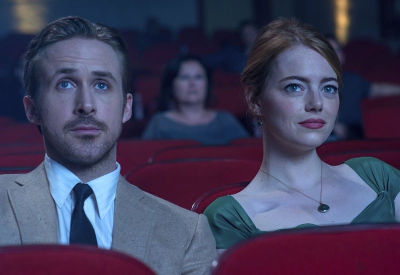 Ryan Gosling's hairstyle in La La Land: short sides with textured top and subtle volume, swept back with a natural polished finish