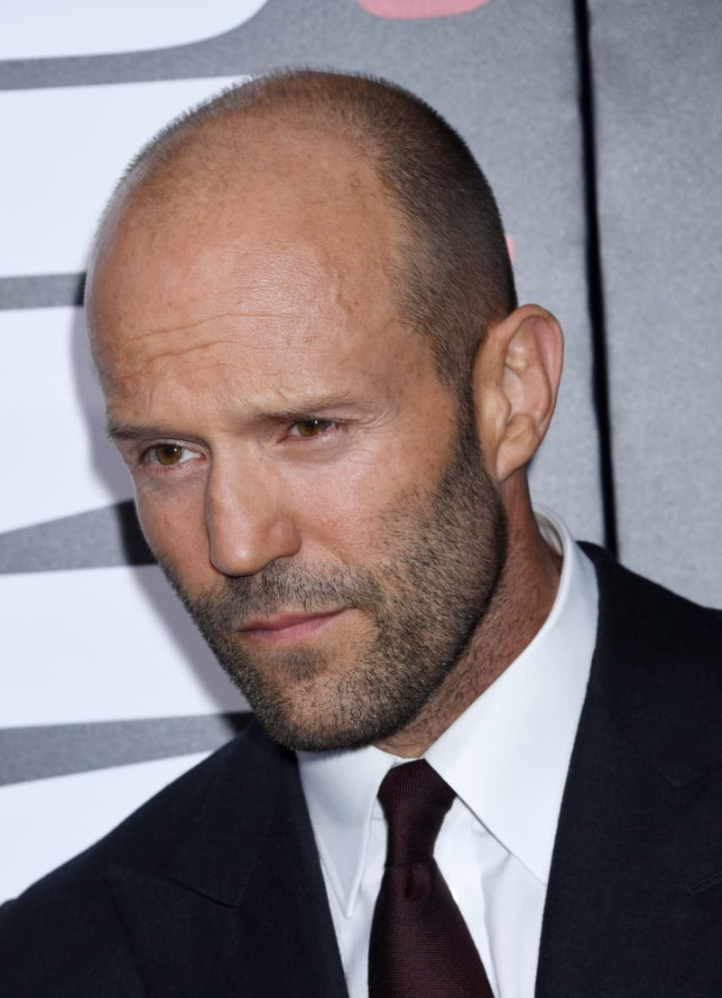 Jason Statham's closely shaved buzz cut hairstyle as Frank Martin in The Transporter